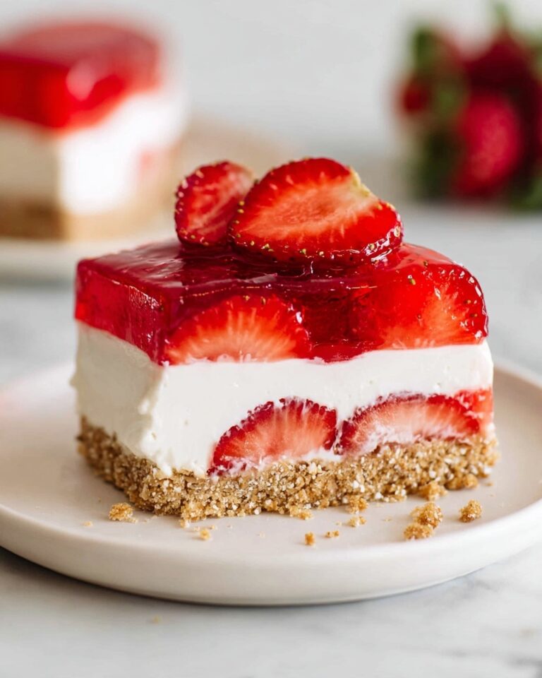 Strawberry Pretzel Salad Recipe