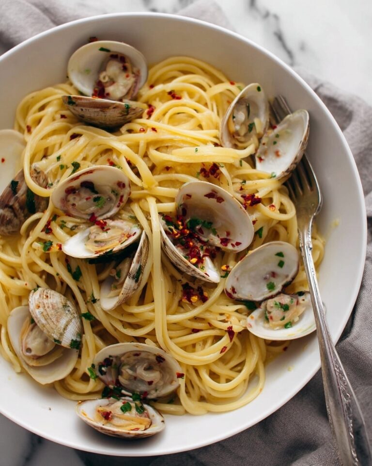 Linguine with Clams in White Wine Sauce Recipe